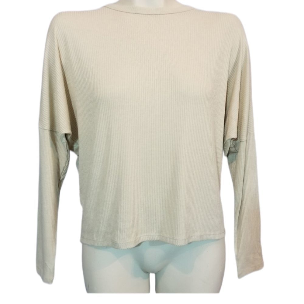 Socialite Cream Long Sleeve Tee Size XS‎